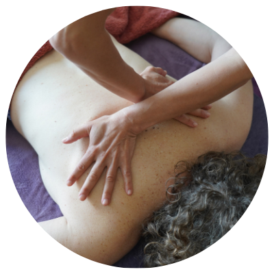 Le massage intuitif à l’huile